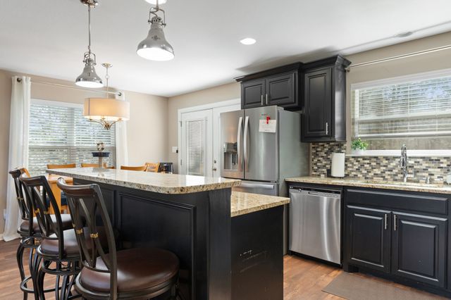 150 Spanish Trail, Pottsboro, TX 75076