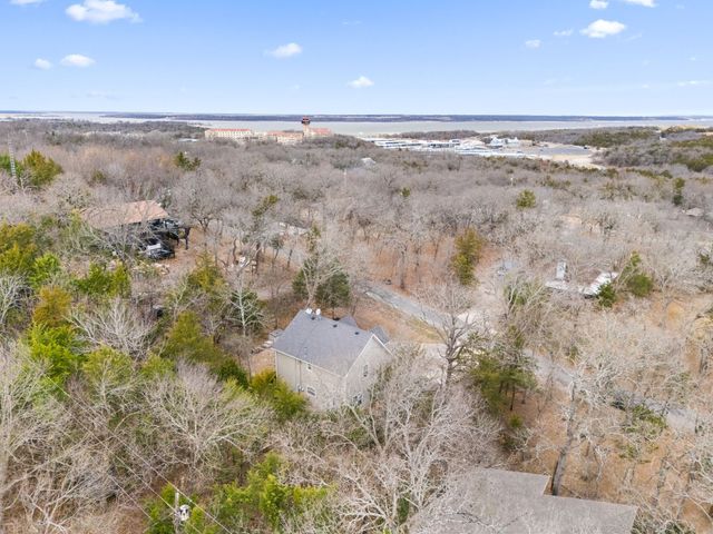 150 Spanish Trail, Pottsboro, TX 75076