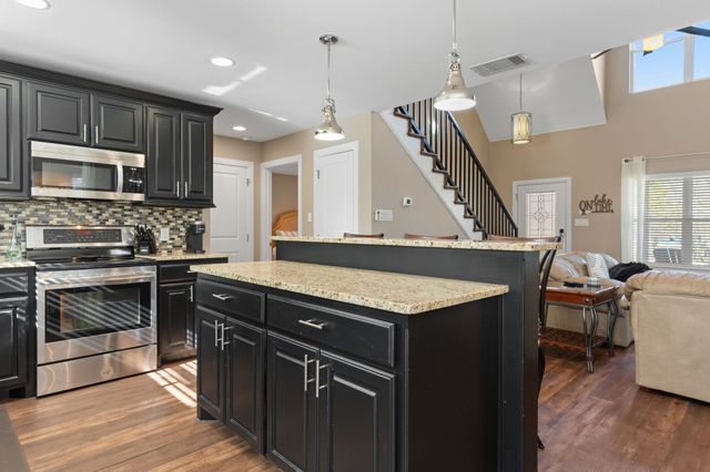 150 Spanish Trail, Pottsboro, TX 75076