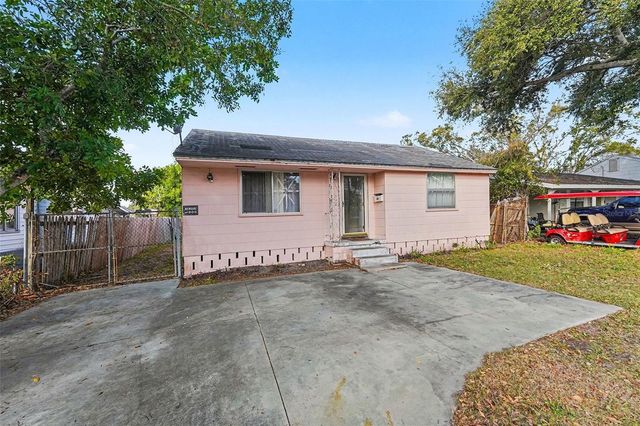 2405 44TH STREET S, St Petersburg, FL 33711