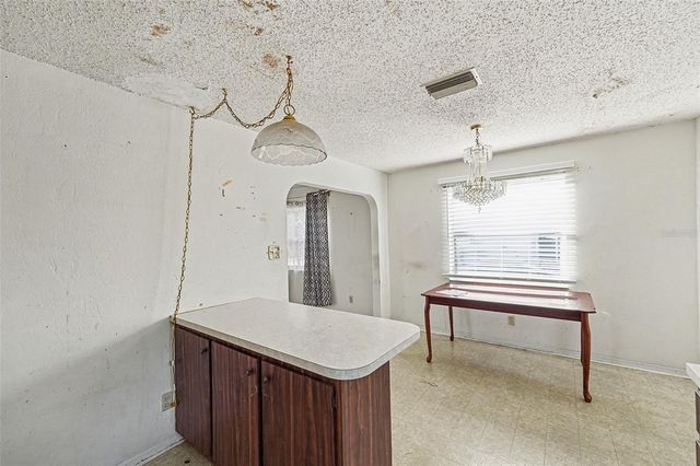 2405 44TH STREET S, St Petersburg, FL 33711