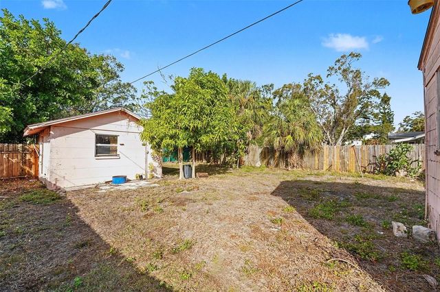 2405 44TH STREET S, St Petersburg, FL 33711