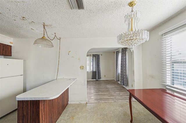 2405 44TH STREET S, St Petersburg, FL 33711