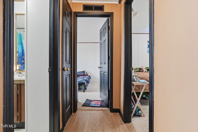 305 Browders Chapel Road, Hiltons, VA 24258