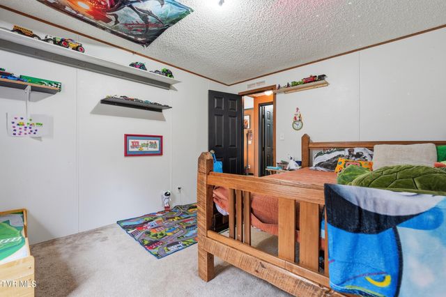 305 Browders Chapel Road, Hiltons, VA 24258