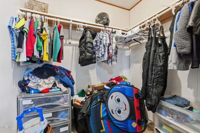 305 Browders Chapel Road, Hiltons, VA 24258