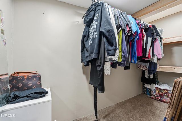 305 Browders Chapel Road, Hiltons, VA 24258