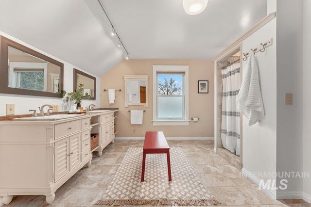 1005 N 21st St, Boise, ID 83702