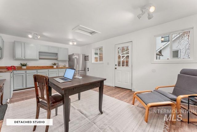 1005 N 21st St, Boise, ID 83702