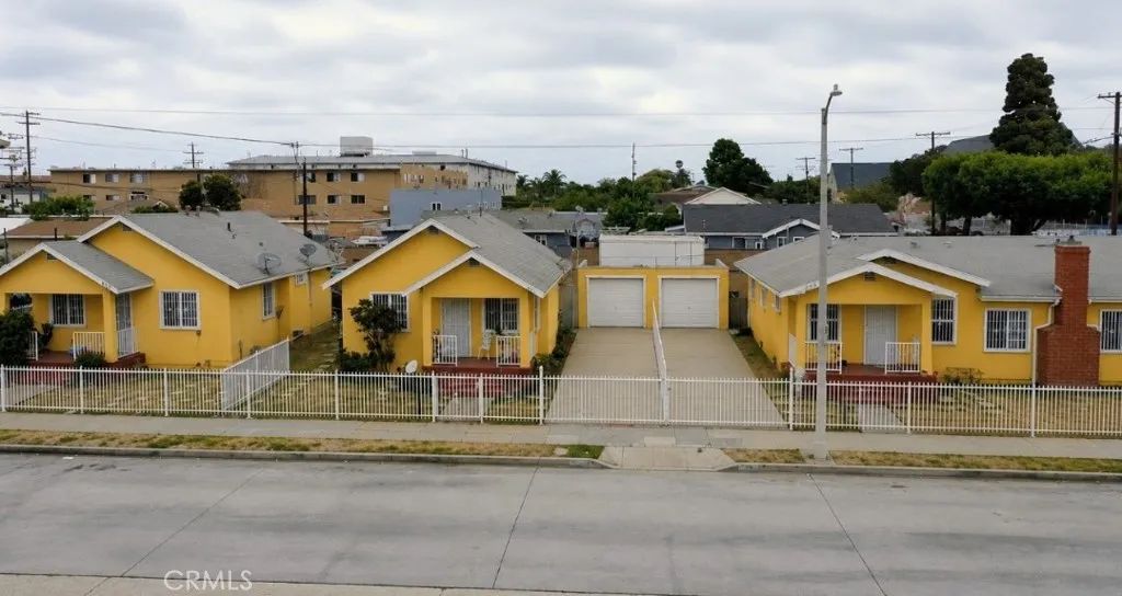 909 W Denni Street, Los Angeles, CA 90744