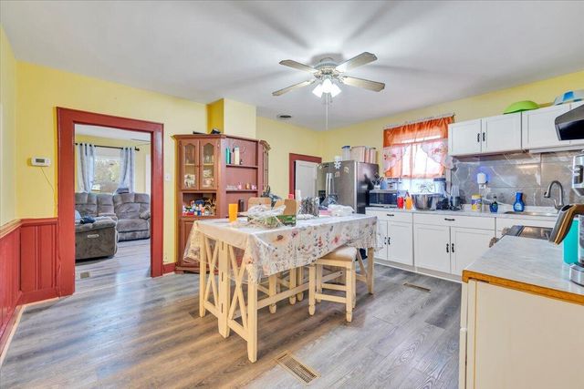 2836 Clifton ST, Roanoke, VA 24017