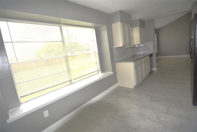 11502 W Bellfort Avenue, Houston, TX 77099