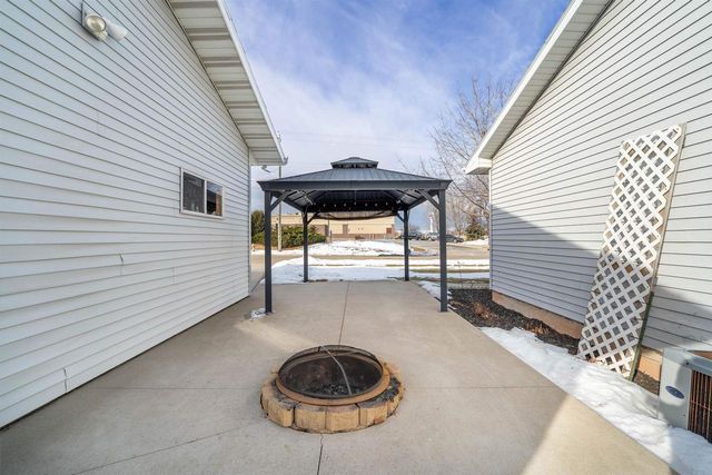 1775 LOMBARD AVENUE, Oshkosh, WI 54902