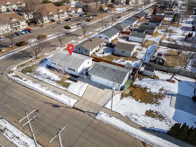 1775 LOMBARD AVENUE, Oshkosh, WI 54902