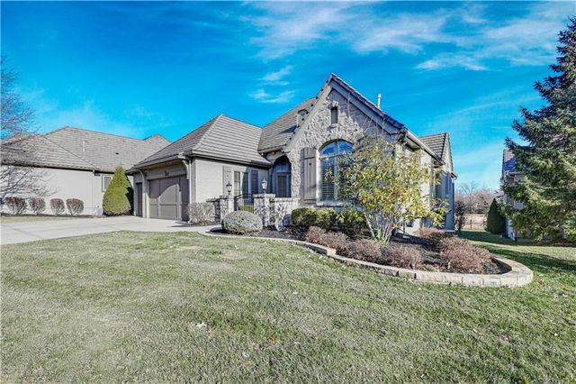 14001 Nicklaus Drive, Overland Park, KS 66223