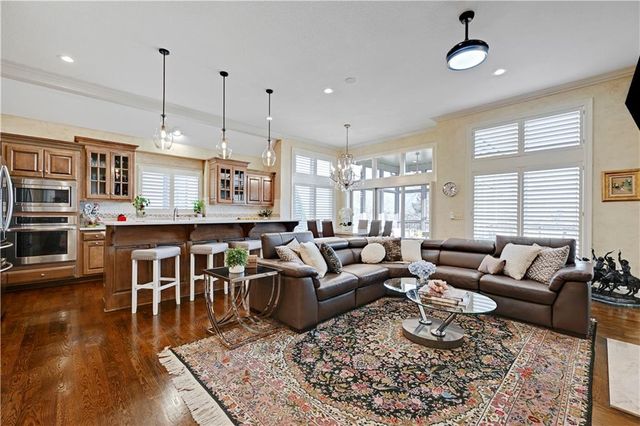 14001 Nicklaus Drive, Overland Park, KS 66223