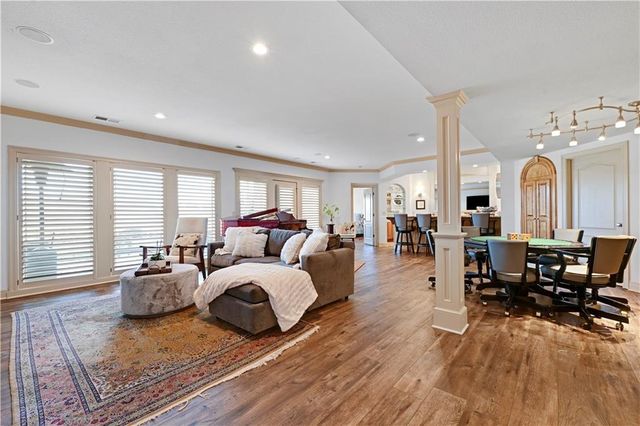 14001 Nicklaus Drive, Overland Park, KS 66223