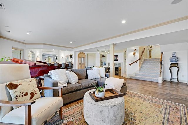 14001 Nicklaus Drive, Overland Park, KS 66223