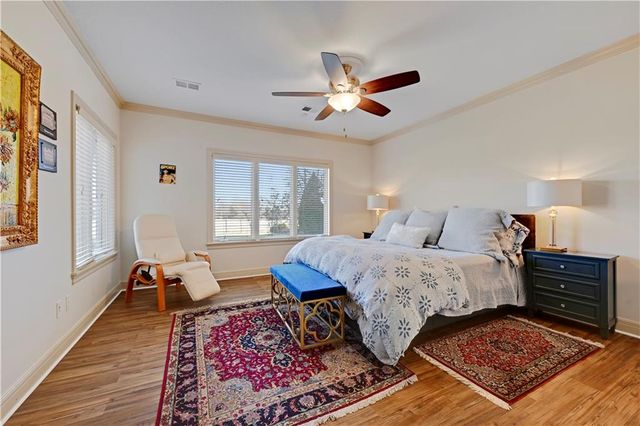 14001 Nicklaus Drive, Overland Park, KS 66223