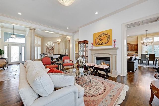 14001 Nicklaus Drive, Overland Park, KS 66223