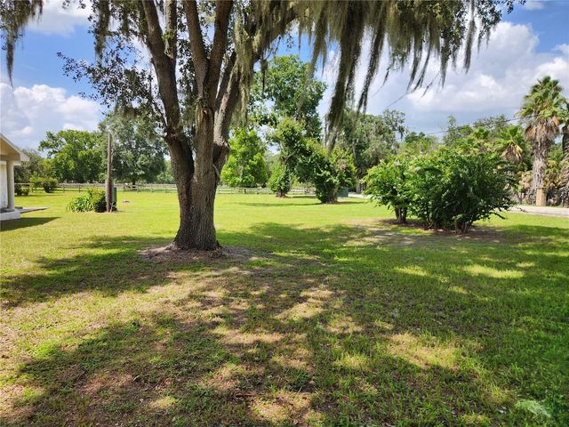 3903 POWERLINE ROAD, Lithia, FL 33547