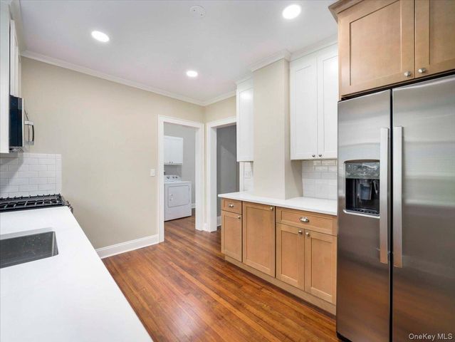 121 Clinton Avenue, Nyack, NY 10960