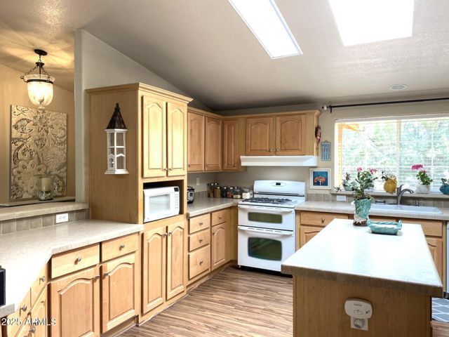 181 Timber Ridge Loop, Show Low, AZ 85901