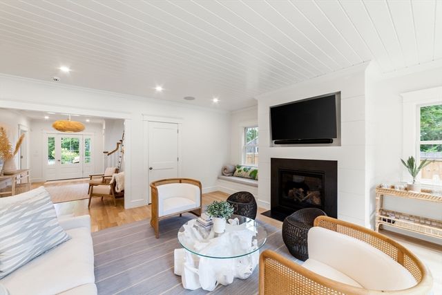 38 Pinehurst Road, Edgartown, MA 02539