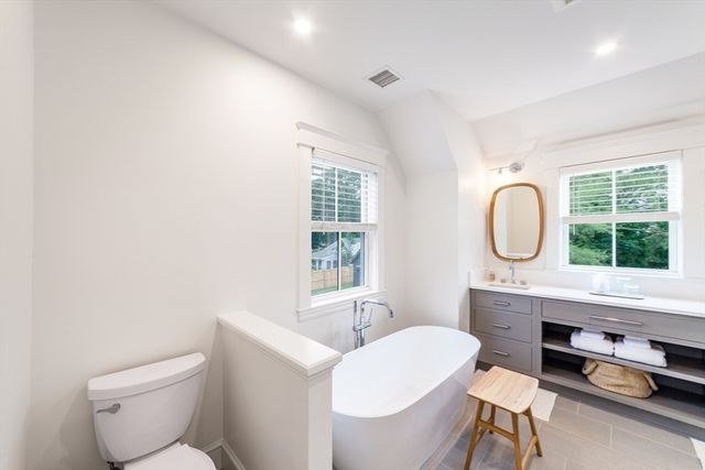 38 Pinehurst Road, Edgartown, MA 02539