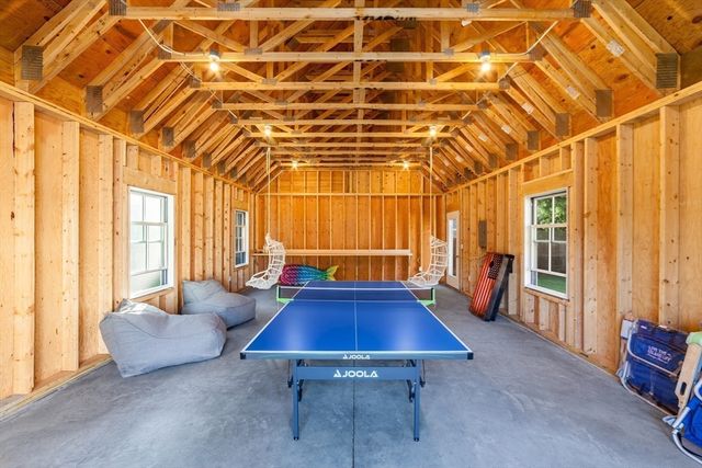 38 Pinehurst Road, Edgartown, MA 02539