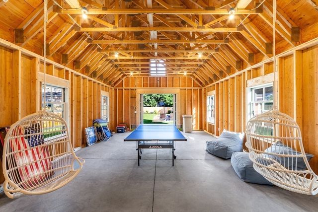 38 Pinehurst Road, Edgartown, MA 02539