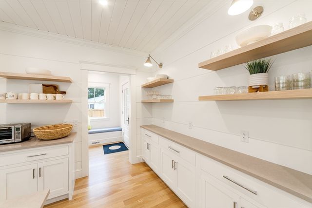 38 Pinehurst Road, Edgartown, MA 02539