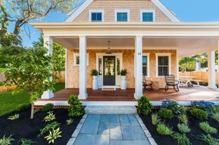 38 Pinehurst Road, Edgartown, MA 02539