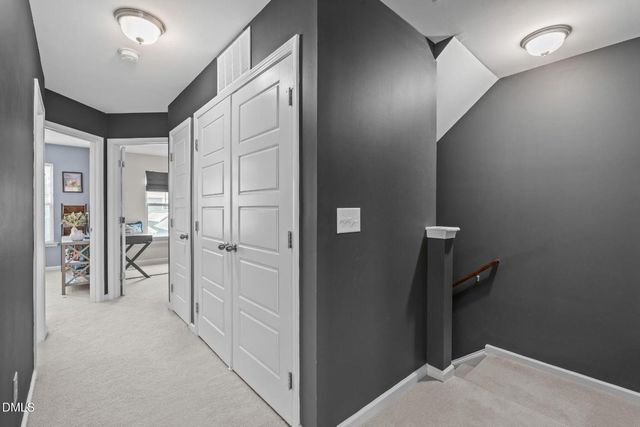 917 Ambergate Station, Apex, NC 27502