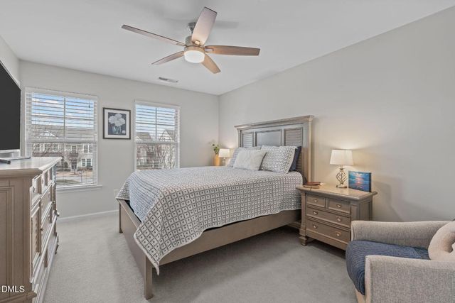 917 Ambergate Station, Apex, NC 27502