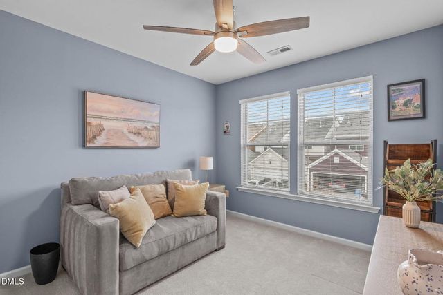 917 Ambergate Station, Apex, NC 27502