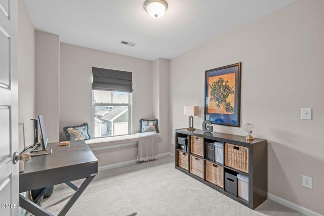 917 Ambergate Station, Apex, NC 27502