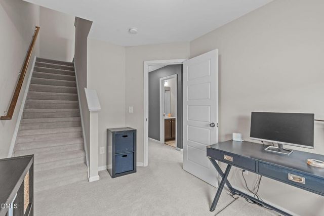 917 Ambergate Station, Apex, NC 27502