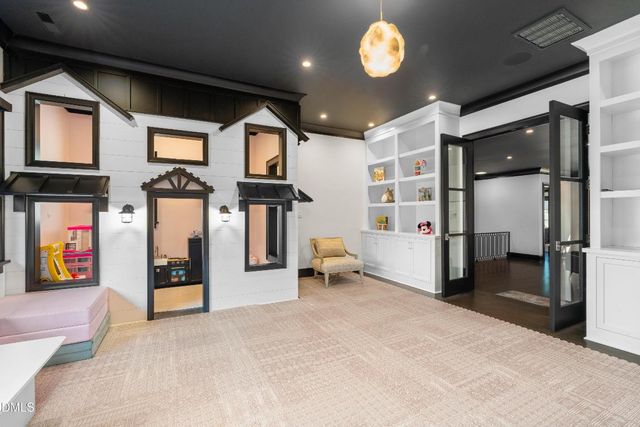 6508 Century Oak Court, Raleigh, NC 27613