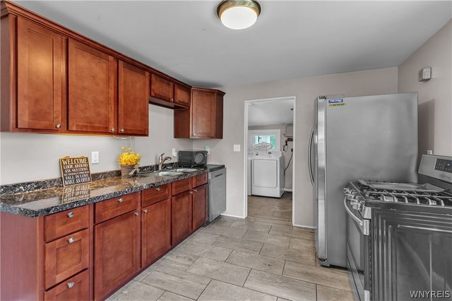 624 Montrose Avenue, Tonawanda, NY 14223