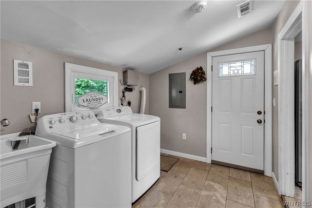 624 Montrose Avenue, Tonawanda, NY 14223