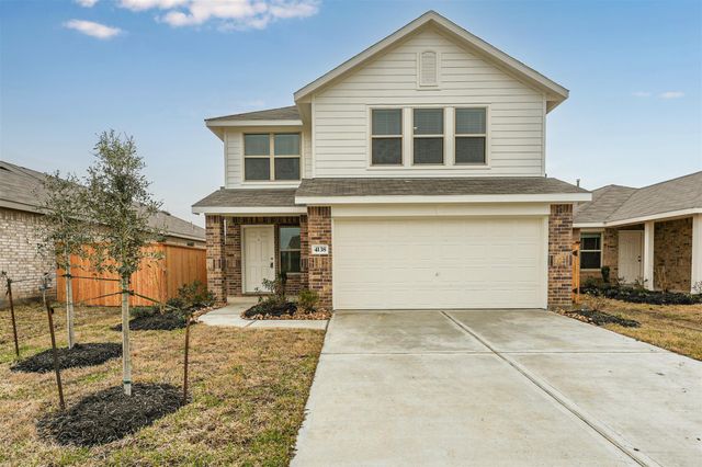 9123 Estes Lakes Drive, Baytown, TX 77521