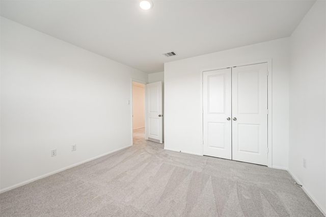 9123 Estes Lakes Drive, Baytown, TX 77521