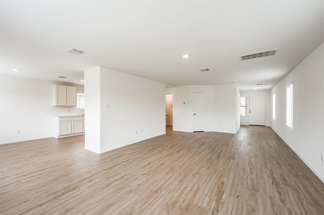 9123 Estes Lakes Drive, Baytown, TX 77521