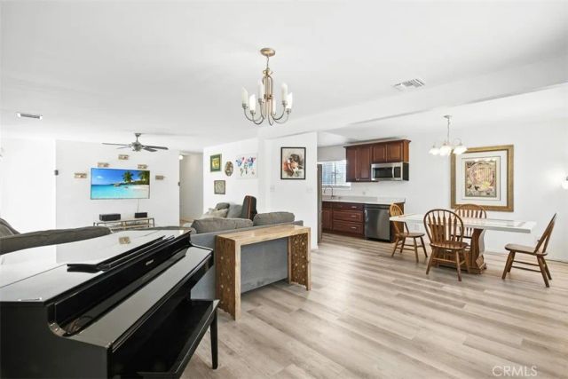 15112 Domino, Van Nuys, CA 91411