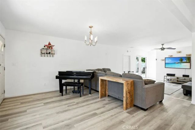 15112 Domino, Van Nuys, CA 91411