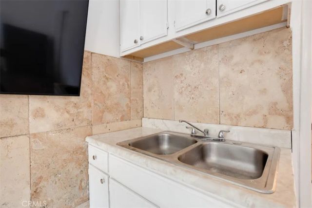 15112 Domino, Van Nuys, CA 91411