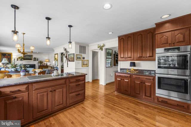 21185 ST LOUIS RD, Middleburg, VA 20117