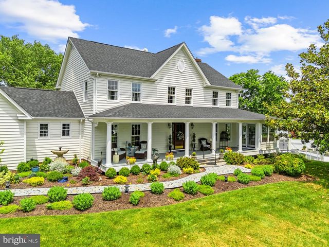 21185 ST LOUIS RD, Middleburg, VA 20117