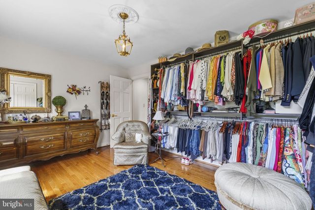 21185 ST LOUIS RD, Middleburg, VA 20117